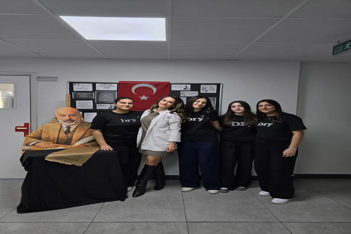 &Ouml;zel &Uuml;sk&uuml;dar Birey Anadolu Lisesi