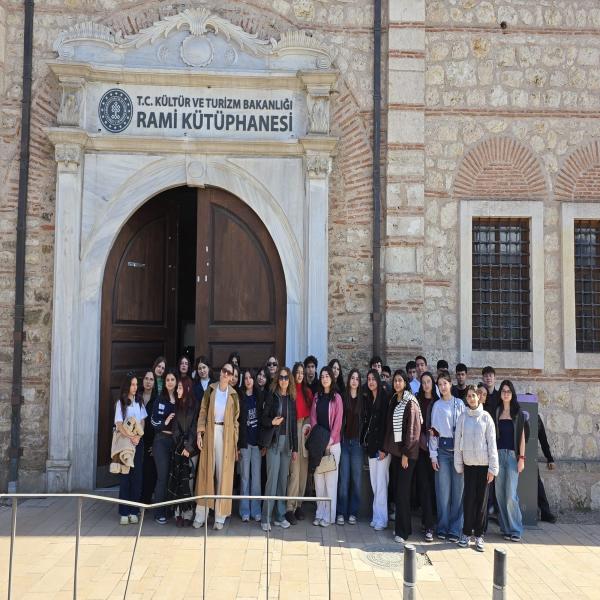 K&Uuml;T&Uuml;PHANELER HAFTASI GEZİMİZ