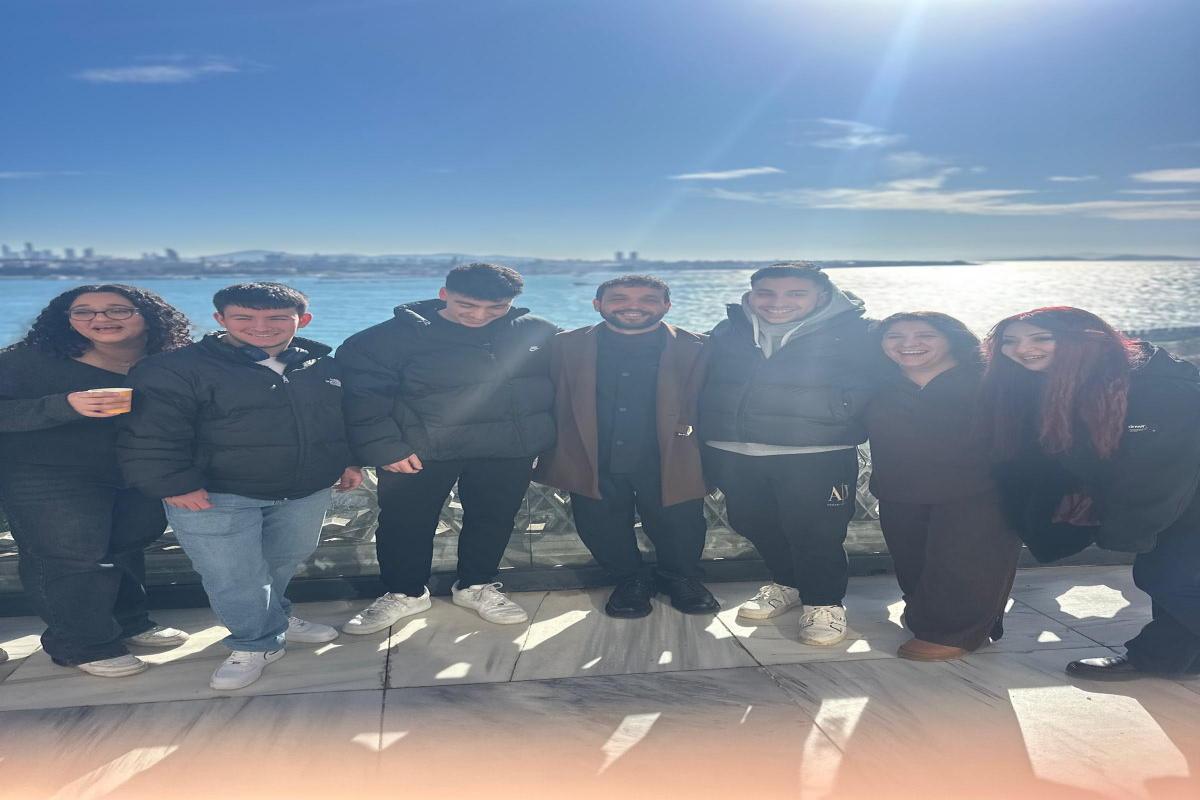 &Ouml;zel &Uuml;sk&uuml;dar Birey Anadolu Lisesi