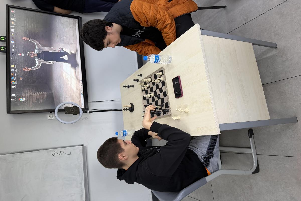 &Ouml;zel &Uuml;sk&uuml;dar Birey Anadolu Lisesi