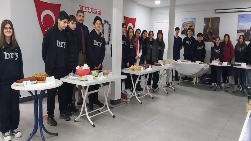 ŞEHİT AİLELERİ İÇİN DÜZENLENEN KERMES